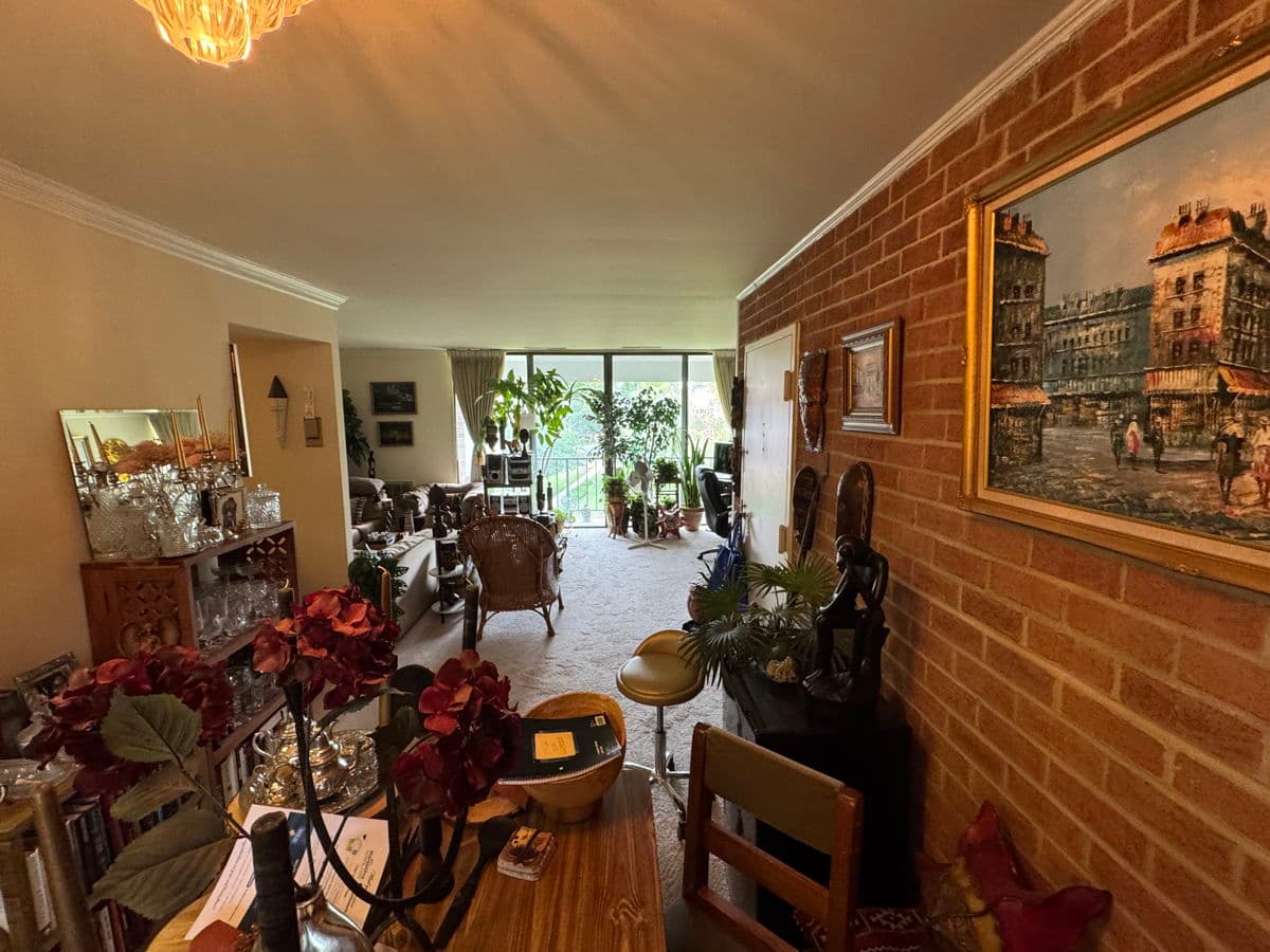 Gaithersburg 20878 condo — photo